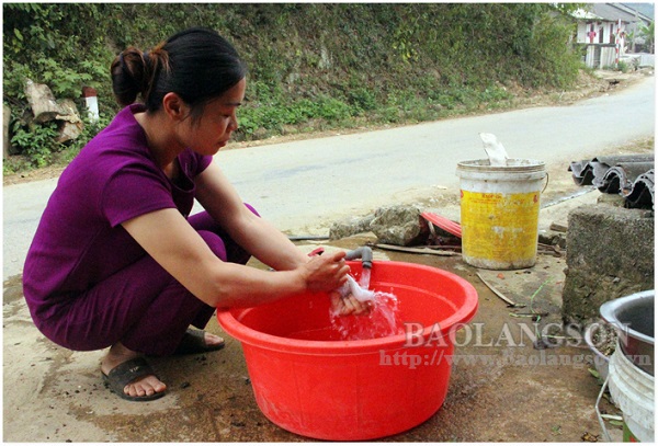 Lạng Sơn: Thu phí sử dụng nước sạch ở nông thôn: Mô hình hiệu quả, thiết thực